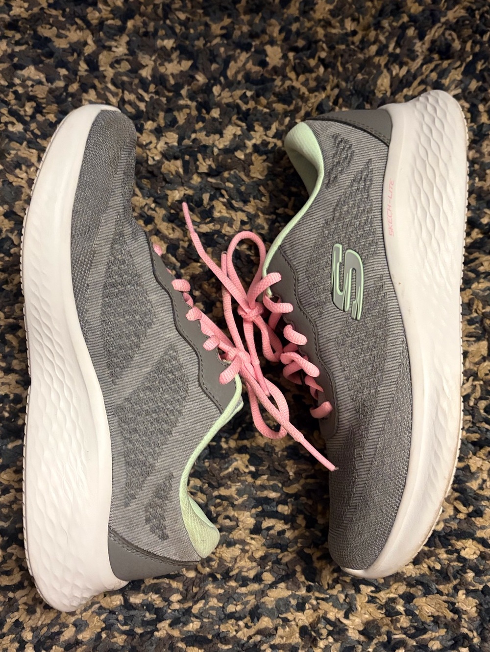 Womens sketchers size 6 - Picture 2 of 7